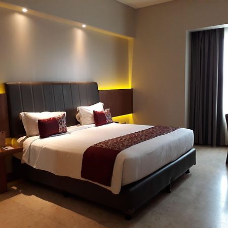 Demelia Hotel 马卡萨 外观 照片