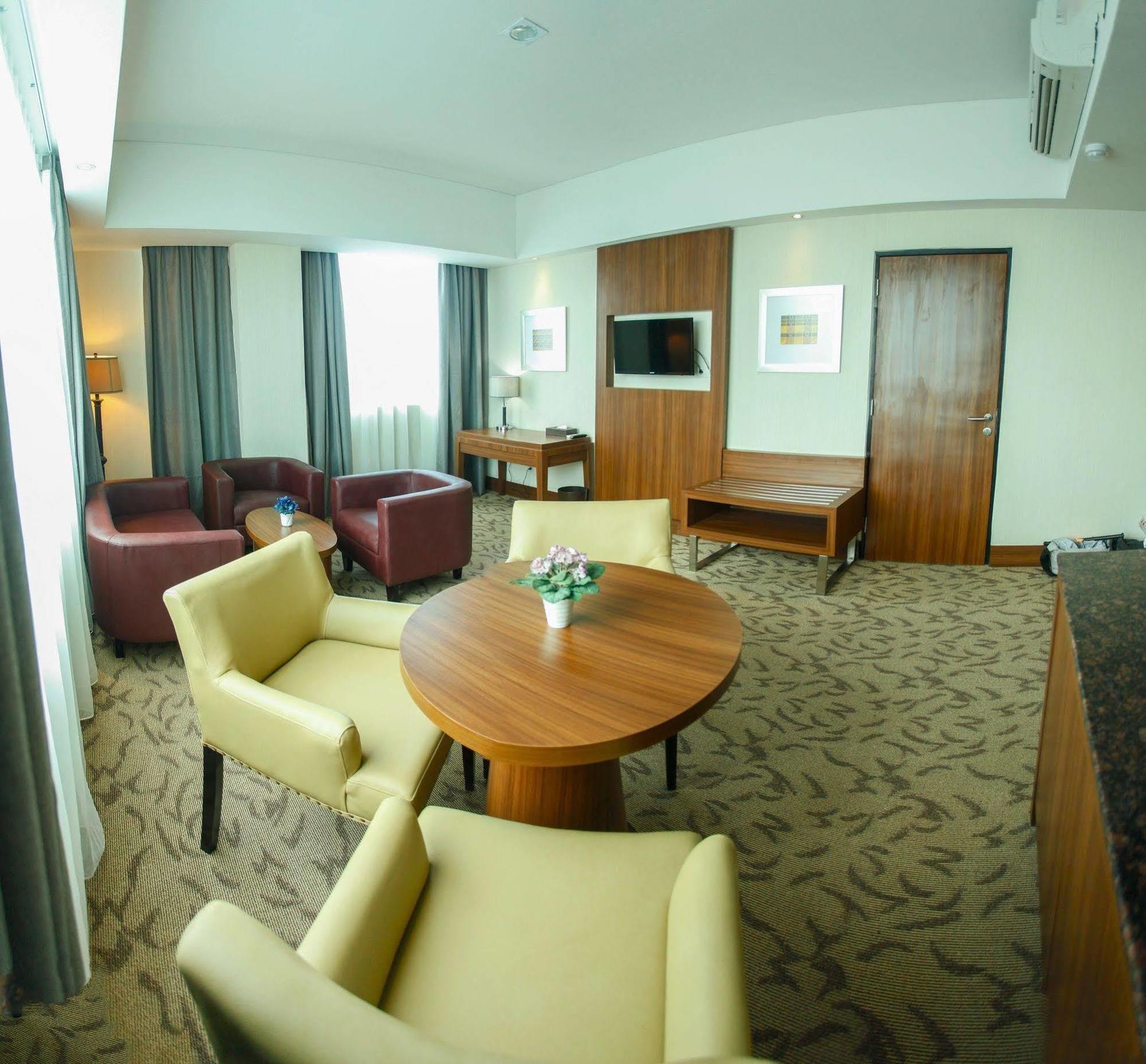 Demelia Hotel 马卡萨 外观 照片