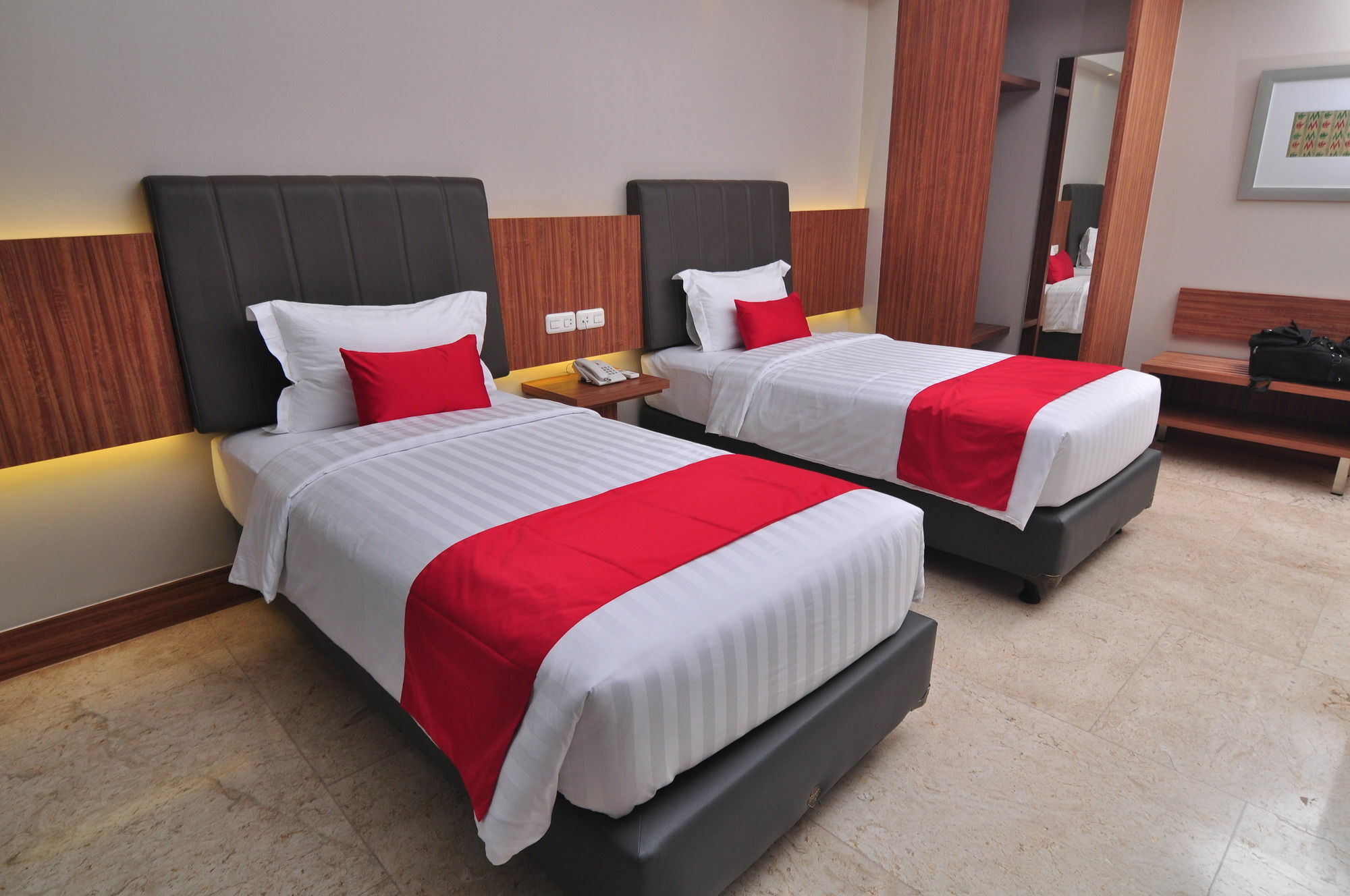 Demelia Hotel 马卡萨 外观 照片