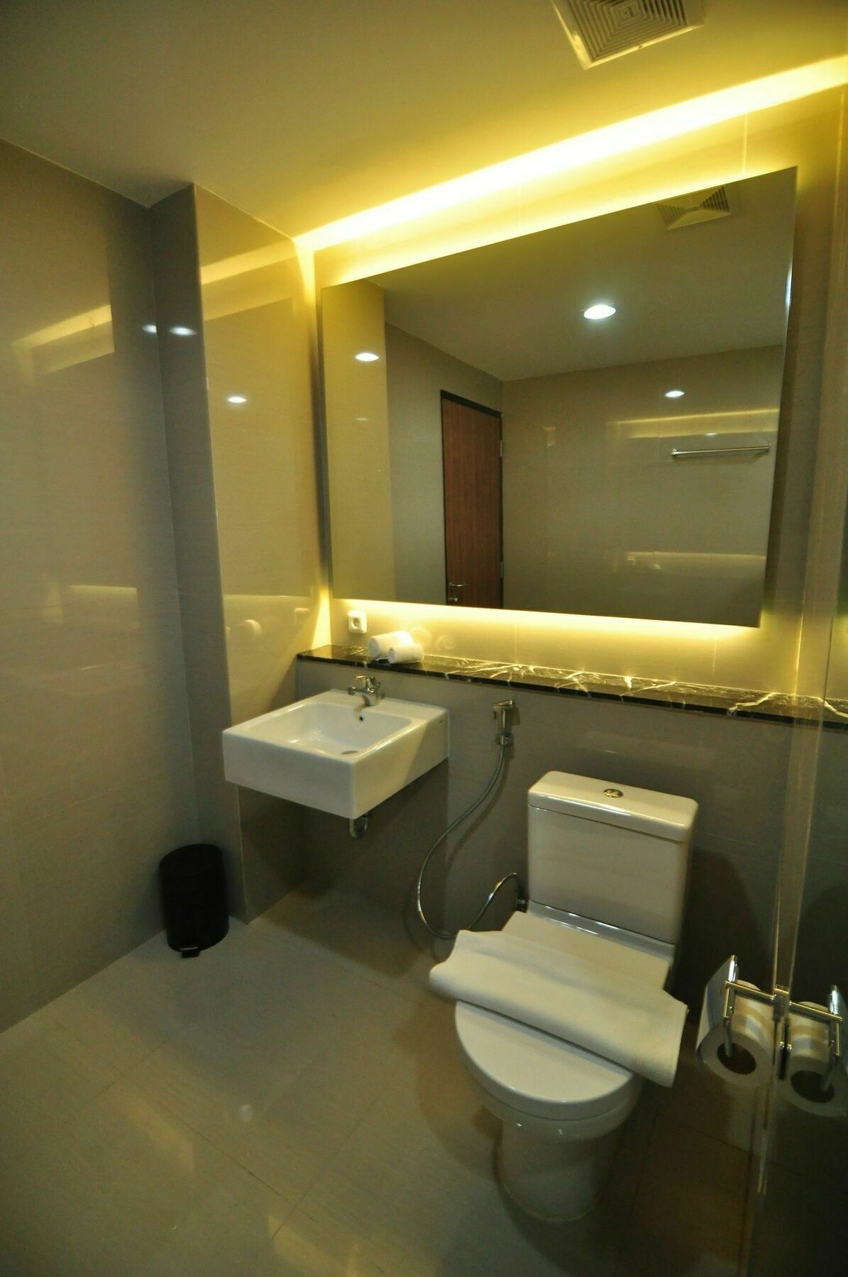 Demelia Hotel 马卡萨 外观 照片